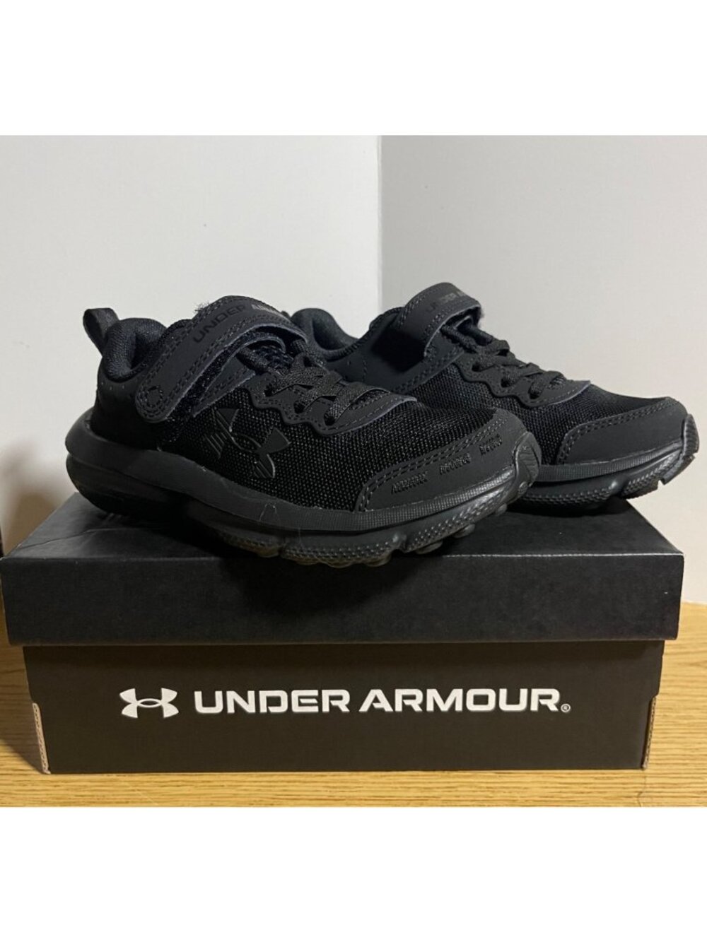 Under Armour Boys BPS Assert 10 AC Sneakers Size 12K Black 3026183-002